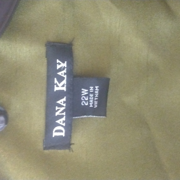 Beautiful Olive green 3 quarter blazer jacket and Tank  22W - Picture 3 of 9